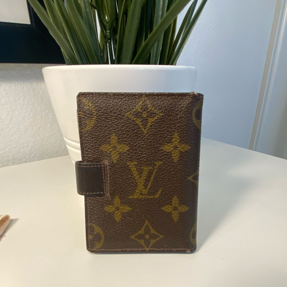 Louis Vuitton Very Rare Vintage 1970’s Card Holder - Picture 6 of 14